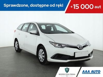 Toyota Auris II Touring Sports Facelifting 1.6 Valvematic 132KM 2016