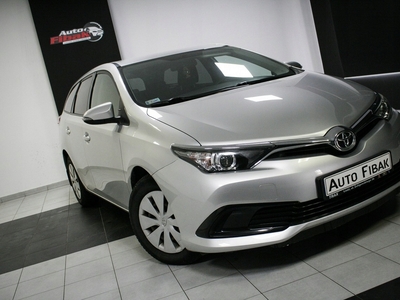 Toyota Auris II Touring Sports Facelifting 1.6 Valvematic 132KM 2018