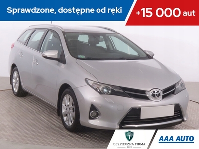 Toyota Auris II Touring Sports Valvematic 130 132KM 2013