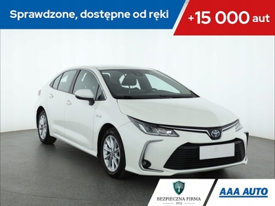 Toyota Corolla XII Sedan 1.8 Hybrid 122KM 2019