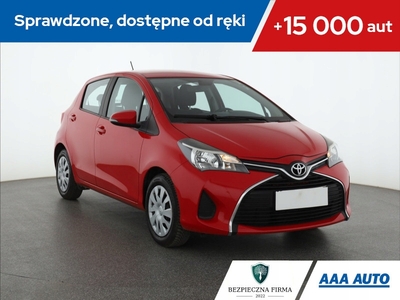 Toyota Yaris III Hatchback 5d Facelifting 1.0 VVT-i 69KM 2016