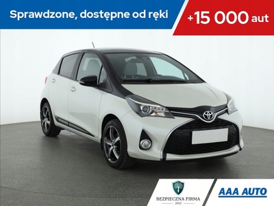 Toyota Yaris III Hatchback 5d Facelifting 1.33 Dual VVT-i 99KM 2016