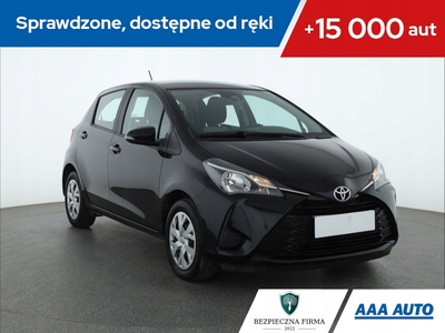 Toyota Yaris III Hatchback 5d Facelifting 2017 1.5 Dual VVT-iE 111KM 2017