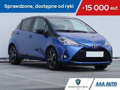 Toyota Yaris III Hatchback 5d Facelifting 2017 1.5 Dual VVT-iE 111KM 2018