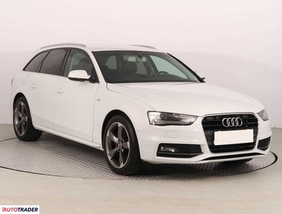 Audi A4 2.0 187 KM 2014r. (Piaseczno)