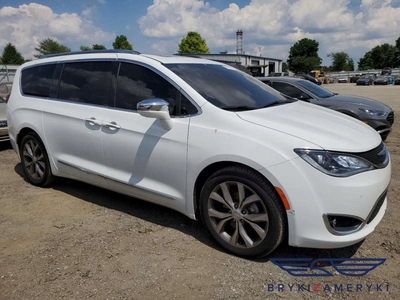 Chrysler Pacifica II 3.6 V6 291KM 2019