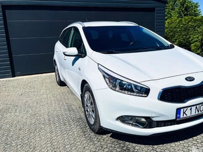 Kia Ceed II Kombi 1.6 GDI 135KM 2013