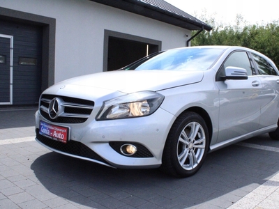 Mercedes Klasa A W176 Hatchback 5d 1.6 200 BlueEFFICIENCY 156KM 2013