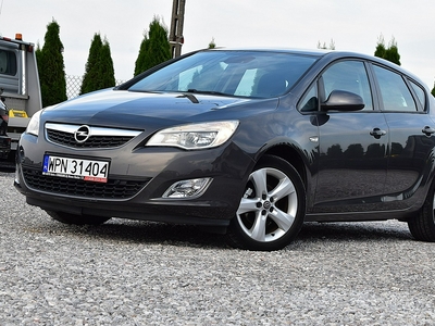 Opel Astra J Hatchback 5d 1.4 Twinport ECOTEC 100KM 2010