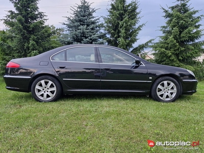 Peugeot 607