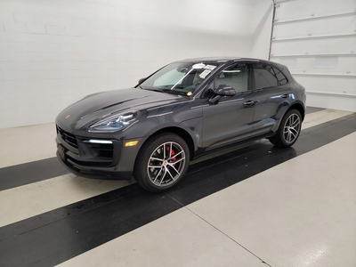 Porsche Macan 2023