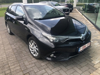 Toyota Auris II 2016