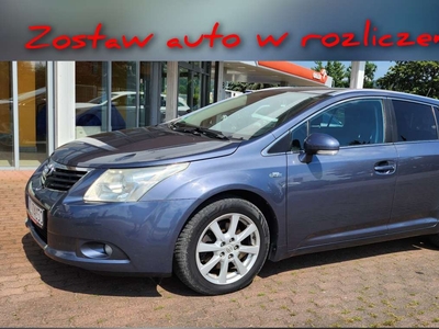 Toyota Avensis II Kombi 2.2 D-4D 177KM 2009