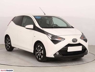 Toyota Aygo 1.0 71 KM 2021r. (Piaseczno)