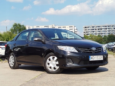 Toyota Corolla X Sedan Facelifting 1.6 Valvematic 132KM 2011