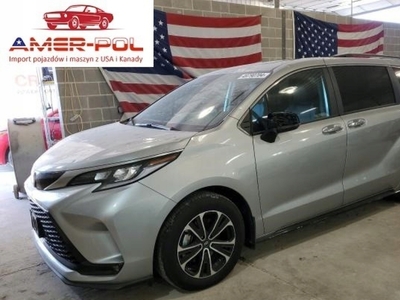 Toyota Sienna III 2023