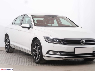 Volkswagen Passat 1.8 177 KM 2015r. (Piaseczno)