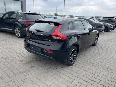 Volvo V40 II Hatchback Facelifting 2.0 D2 120KM 2017