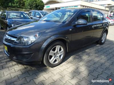 Opel Astra Salon Polska I wlasciciel Bezwypadkowy Minimalny…