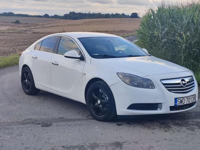 Opel Insignia. 2.0 CDTI 08r.