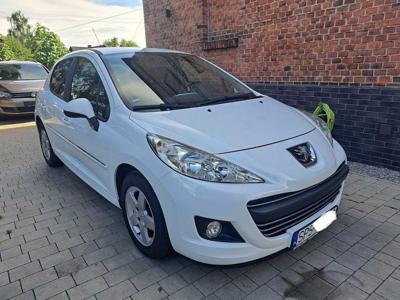 Peugeot 207 1,4 benzyna 95PS Klima 2011r