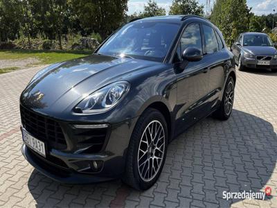 Porsche Macan S