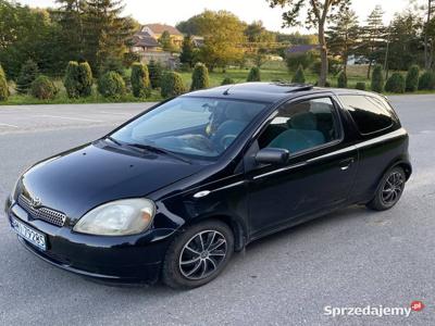 Toyota Yaris 1.0 benzyna 1999r