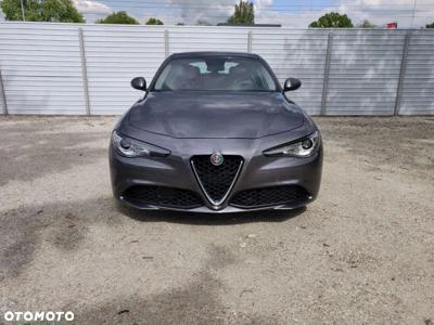 Używane Alfa Romeo Giulia - 99 000 PLN, 17 050 km, 2017