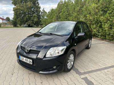 Używane Toyota Auris - 9 999 PLN, 251 601 km, 2007