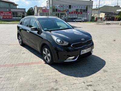 Używane Kia Niro - 69 987 PLN, 110 000 km, 2016