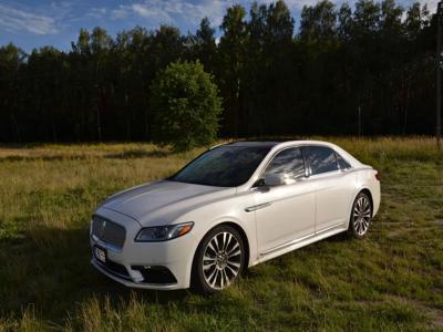 Używane Lincoln Continental - 115 000 PLN, 72 500 km, 2018