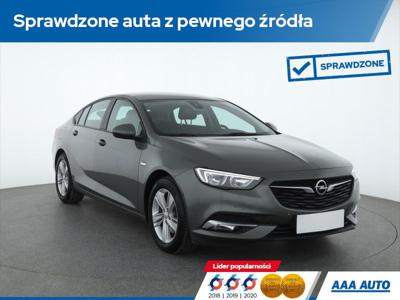 Używane Opel Insignia - 70 000 PLN, 99 351 km, 2017