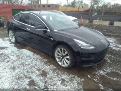 Używane Tesla Model 3 - 75 000 PLN, 92 000 km, 2019