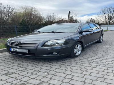 Używane Toyota Avensis - 10 500 PLN, 302 900 km, 2006