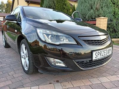 Używane Opel Astra - 26 900 PLN, 178 000 km, 2010