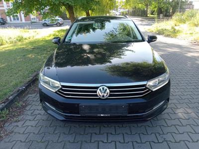 Używane Volkswagen Passat - 48 900 PLN, 270 000 km, 2015