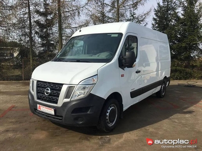 Nissan nv400