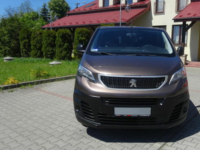 Peugeot Expert 9 - osobowy Long Stan Bardzo Dobry