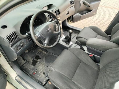 Toyota Avensis T25 1.8