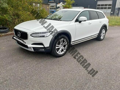 Volvo V90 Cross Country