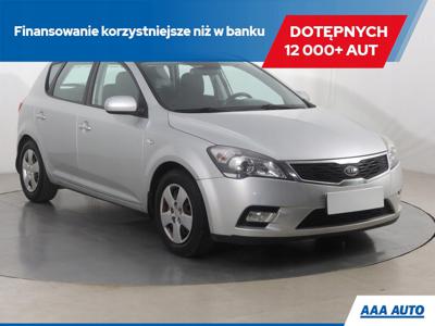 Kia Ceed I Hatchback 5d Facelifting 1.4 DOHC CVVT 90KM 2010