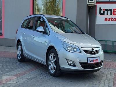 Opel Astra J