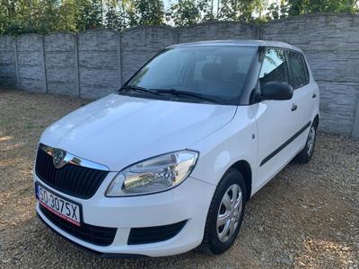 Skoda Fabia II Hatchback Facelifting 1.2 HTP 60KM 2012