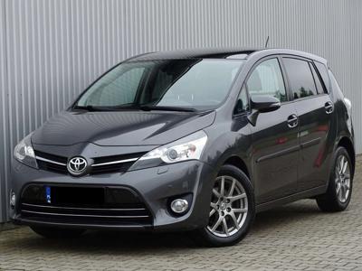 Toyota Verso Minivan 2.0 D-4D 126KM 2013