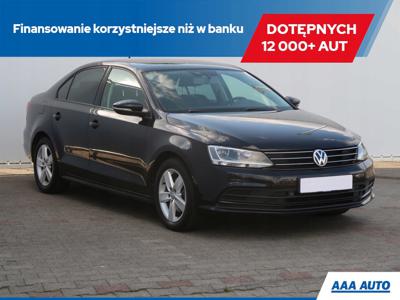 Volkswagen Jetta VI Sedan Facelifting 2.0 TDI 110KM 2014