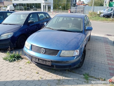 1997 Volkswagen Passat 1.8 benz.