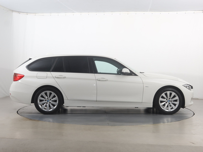 BMW 3 2013 316 i 140031km Kombi