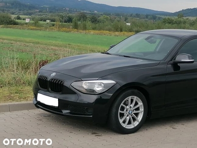 BMW Seria 1 114i Sport Line