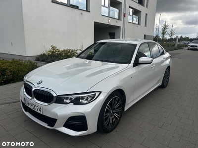 BMW Seria 3 320d xDrive M Sport sport