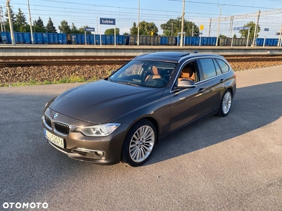 BMW Seria 3 328i Touring Luxury Line